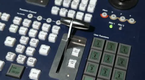 Hand Pulling the T-Bar on switcher. 動画素材 10688626