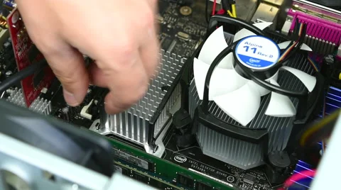 A hand put a ram in a slot inside a desktop computer. Stock-Footage 66587907