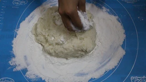 Hand with rice flour Stock Footage 91249029
