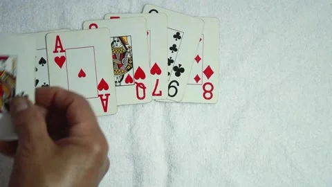 Hand shuffling the deck of cards 스톡 동영상 146044342
