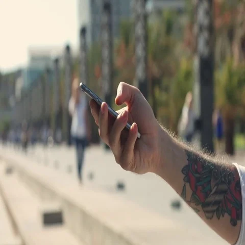 Hand with smartphone, close focus Stock-Footage 69588275