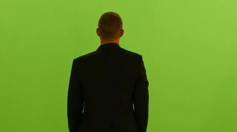 Hand swipe gesture. isolated green screen. young business man Vidéo 64800738