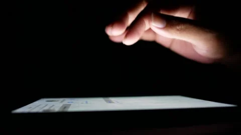 Hand touch on screen tablet computer Stock Footage 160557126