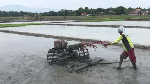 Hand tractor Видео 221734575