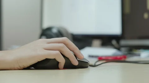 Hand using computer mouse Stock Footage 88629092