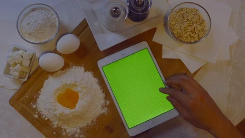 Hand working with iPad. Ready for post-production Stock Footage 91332563