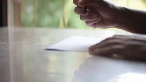 Hand writing the letter. 스톡 동영상 128472837