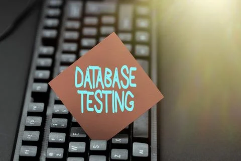 Hand writing sign Database Testing. Business idea involves the retrieved values Stockfoto's