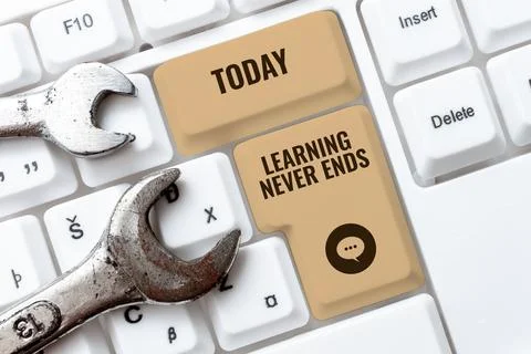 Hand writing sign Learning Never Ends. Concept meaning Life Long Educational and Foto stock