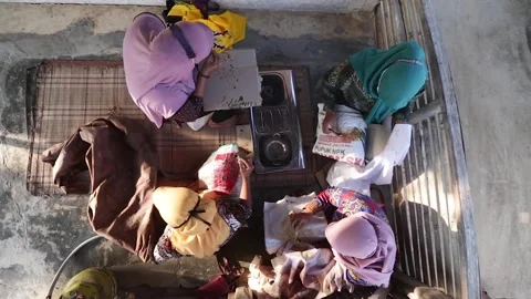 Hand written batik 스톡 동영상 287304014