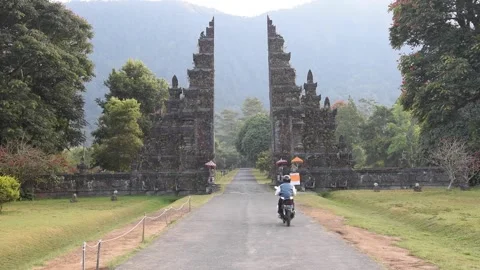 Handara Gate In Bali Vídeos de archivo 237919135