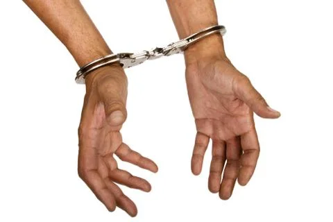 Handcuffed Фото