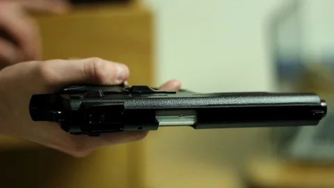 Handgun Close Up 動画素材 103501928