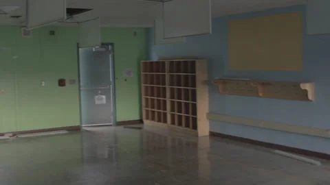 Handheld abandoned classroom Stock Footage 252255318