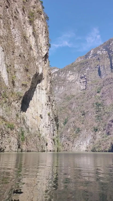 A handheld long shot of Sumidero Canyon in Chiapas, Mexico Stock Footage 326314376