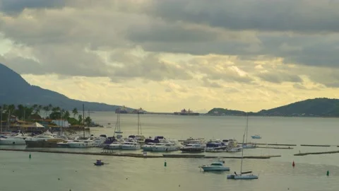 Handheld sailor shot at the beach Stock-Footage 150004507