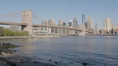 Handheld shot of The Brooklyn Bridge Stock Footage 275473284