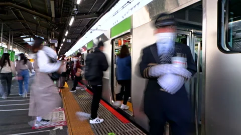 Handheld Timelapse of Conductor or Train Driver on JR Yamanote Line  Video stock 189387673
