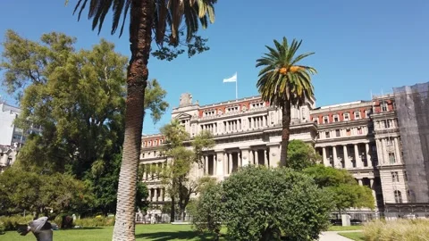Handheld Walking Through Park To Palace Of Justice Buenos Aires Argentina urban 스톡 동영상 335262226