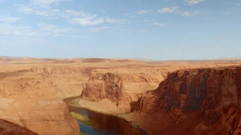 Handheld Wide of Horseshoe Bend and Colorado River near Page, AZ. Stock Footage 168398904