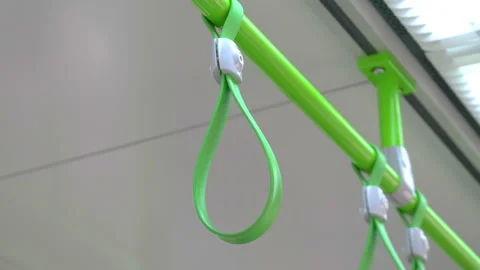 Handle in the train in 4K Slow motion 60fps Vidéo 151085596