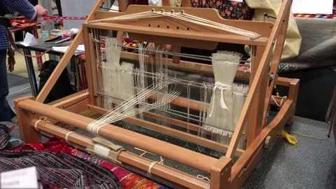 Handloom weaves product threads Stock Footage 70914609