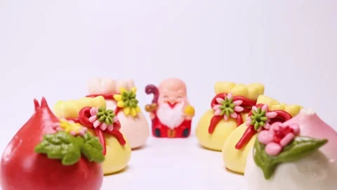 Handmade birthday longevity flower-shaped steamed buns 库存影片 344349161