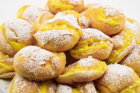 Handmade cream puffs Stock Photos