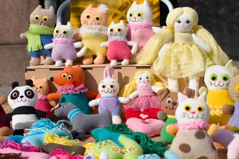 Handmade dolls on display for sale Stock Photos