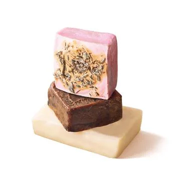 Handmade herbal soap bars 스톡 사진