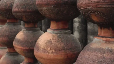Handmade pots stacked together on each other. 스톡 동영상 148253975
