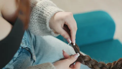 Hands Braid Styling, Stylist Weaving Braid With Care, Apprentice Expertly 스톡 동영상 327024679