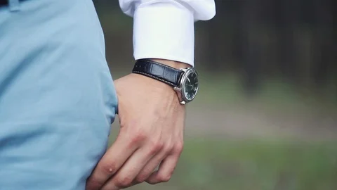 Hands closeup, wedding 動画素材 89717265