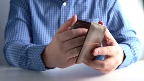 Hands Hold Empty Wallet. Stock Footage 166514491