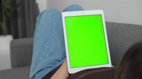 Hands holding vertical tablet with green screen and chroma key mockup Stock-Footage 157626538