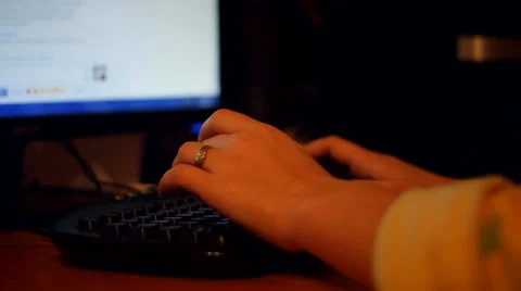 Hands on the keyboard Stock Footage 34151415