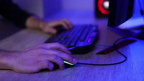 The hands of a man at the computer Stock Footage 169326232