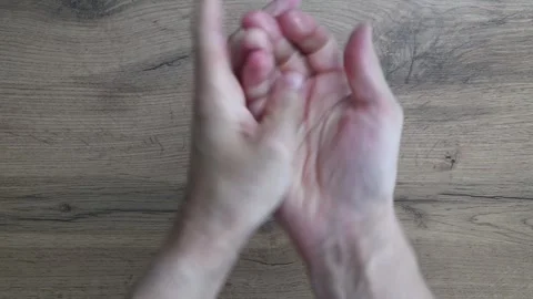 Hands moisturising Tutorial, Proper Technique for Effective applying cream 스톡 동영상 317050099