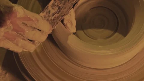 Hands mold a vase of clay Stock Footage 252894823