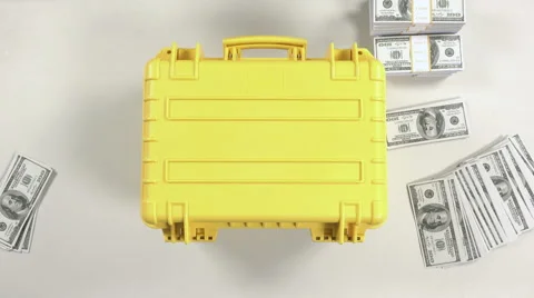Hands open and pull cash out of yellow case, timelapse. Video stock 61151347