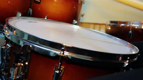 Hands playing the drum Vídeos de archivo 61260359