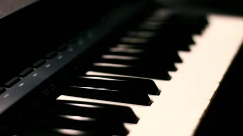 Hands Playing Piano Performance Close-Up 動画素材 64624943