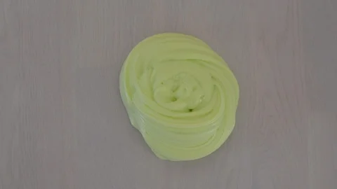 Hands playing toy called slime 스톡 동영상 95559641