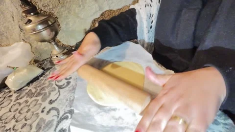 Hands preparing pasta 스톡 동영상 297577001