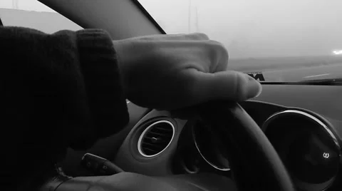 Hands on steering wheel driving car Vídeos de archivo 45298763