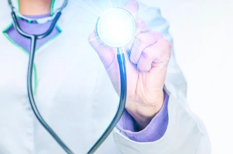 Hands with stethoscope Stock-Fotos