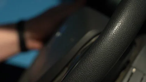 Hands turn the steering wheel. Stock Footage 167213588