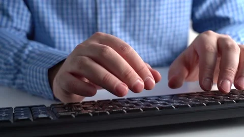 Hands Typing Text on the Keyboard. Close-up. 库存影片 150505815
