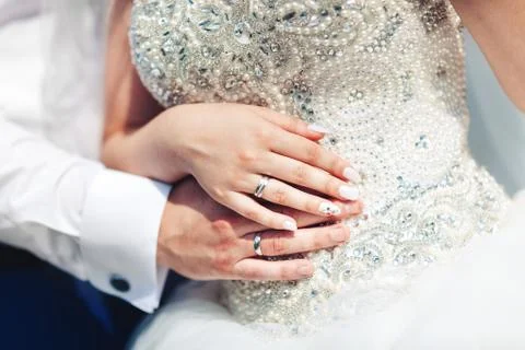 Hands with wedding rings Foto stock