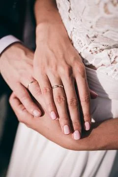 Hands with wedding rings Foto stock